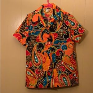 Lanie J Vintage Women’s Button Up Shirt